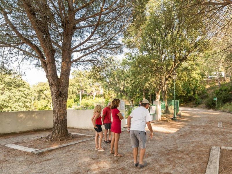 Les Restanques vue mer 2148 Grimaud Extérieur photo